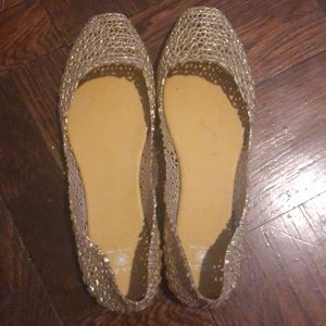 Never worn sparkly gold jelly ballet flats size 9